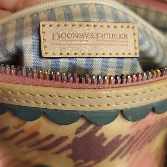 Dooney & Bourke Plaid/Tarten Barrel Handbag - Picture 5 of 12